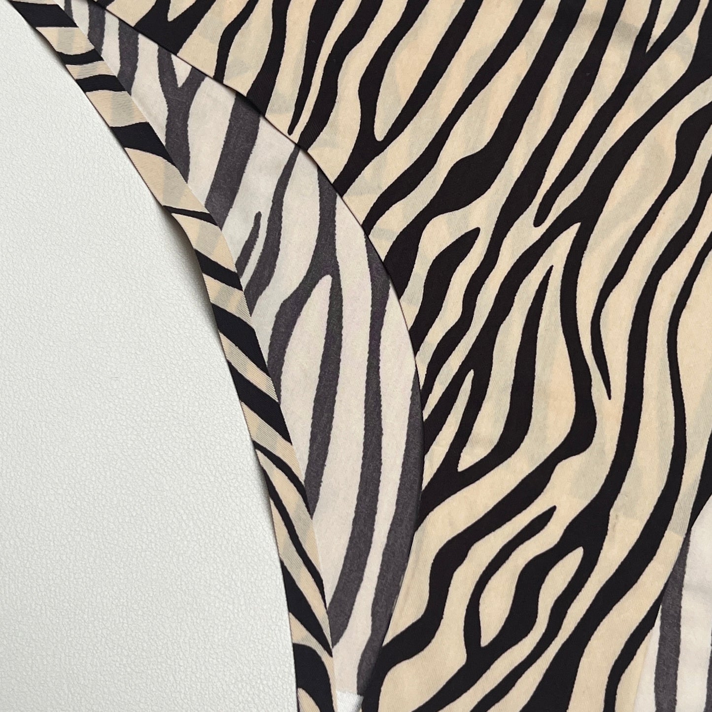 Losha Mid waist Laser Cut Panty -ZEBRA