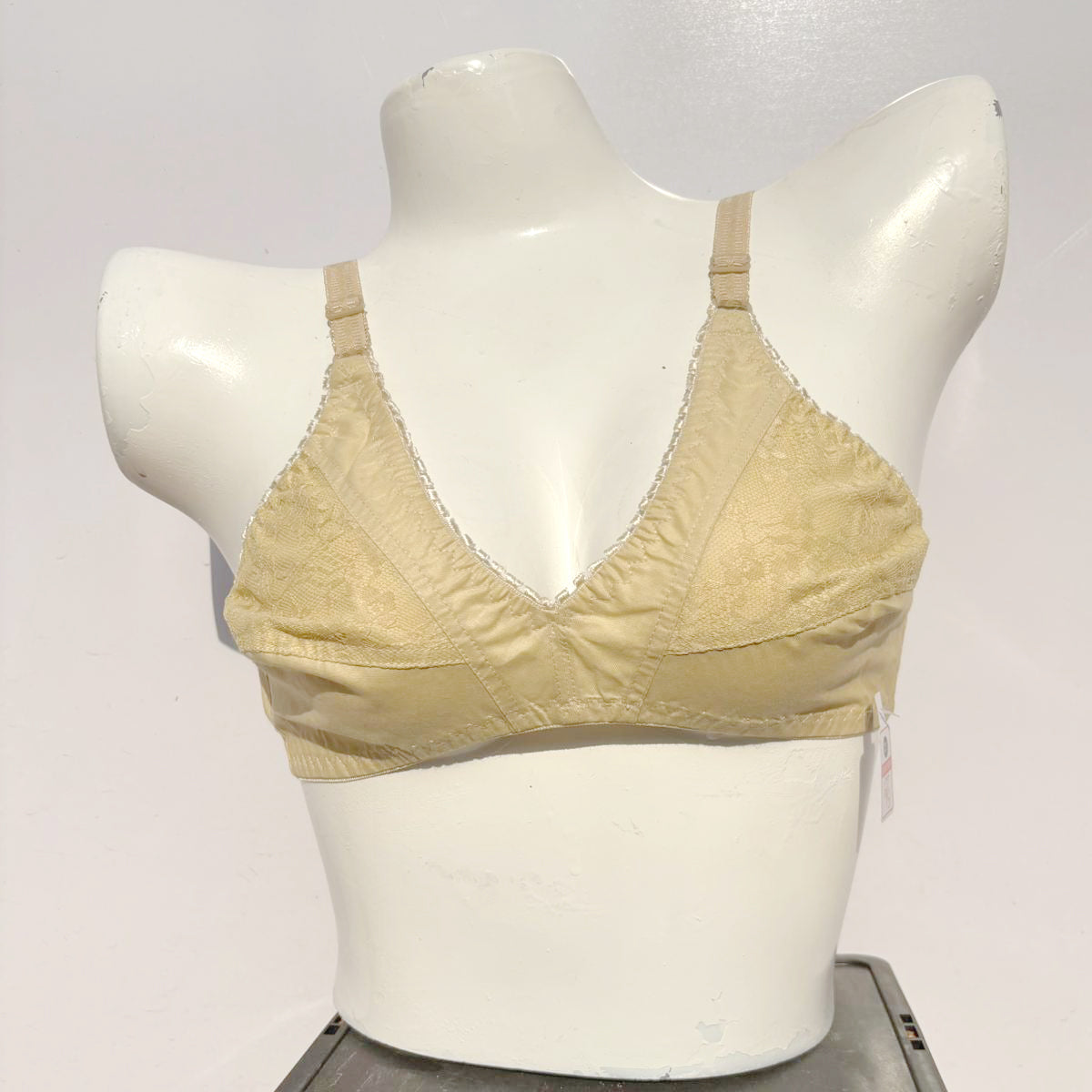 New Non Padded Non Wired Luxe Net Pure Cotton Comfortable Full Coverage Bra