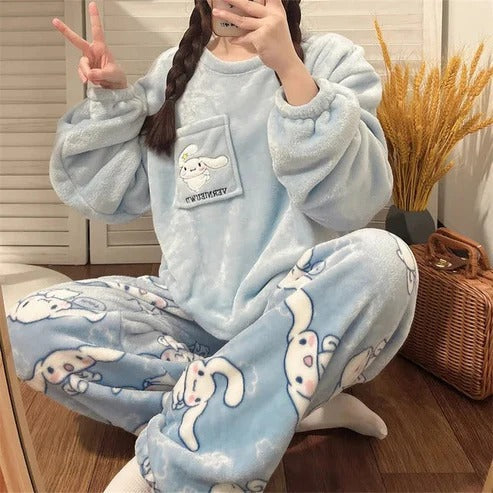 Flourish New Winter Korean Flannel Women Pajamas Set O-Neck Velvet Warm Pajama Set