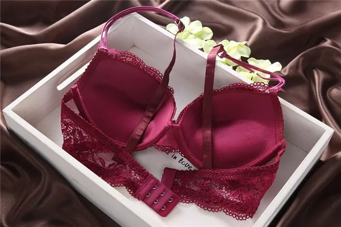 Flourish Lavender Lace Bra ā Push Up & Double Padded Floral Comfort (8856)