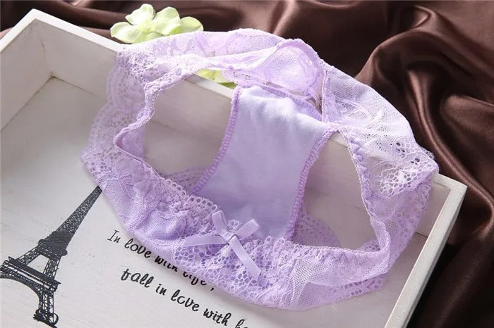Flourish Lavender Lace Bra ā Push Up & Double Padded Floral Comfort (8856)