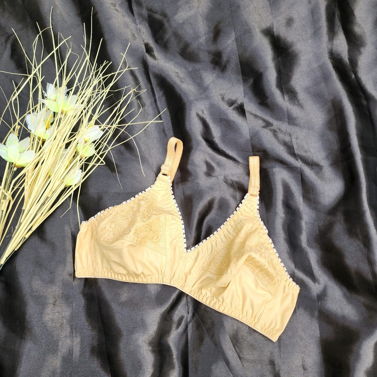 New Non Padded Non Wired Luxe Net Pure Cotton Comfortable Full Coverage Bra