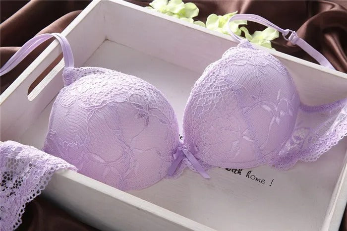 Flourish Lavender Lace Bra ā Push Up & Double Padded Floral Comfort (8856)