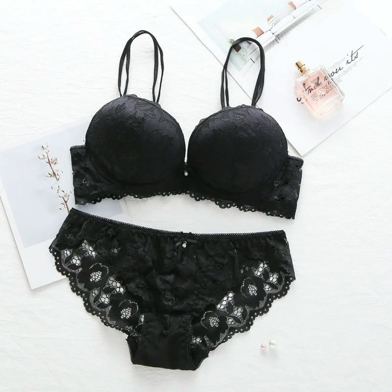 Flourish Elegant Lace Bra & Panty Set β Push Up & Double Padded Comfort with Floral Detailing (8855)