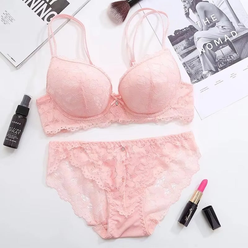 Flourish Elegant Lace Bra & Panty Set β Push Up & Double Padded Comfort with Floral Detailing (8855)