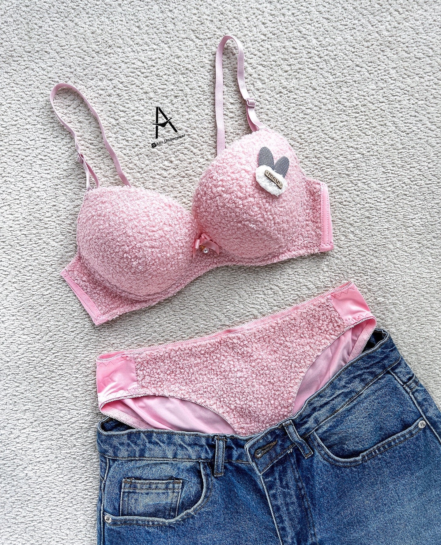 New High Quality Sexy Cute Soft Plush Design Bra & Panty Set E991