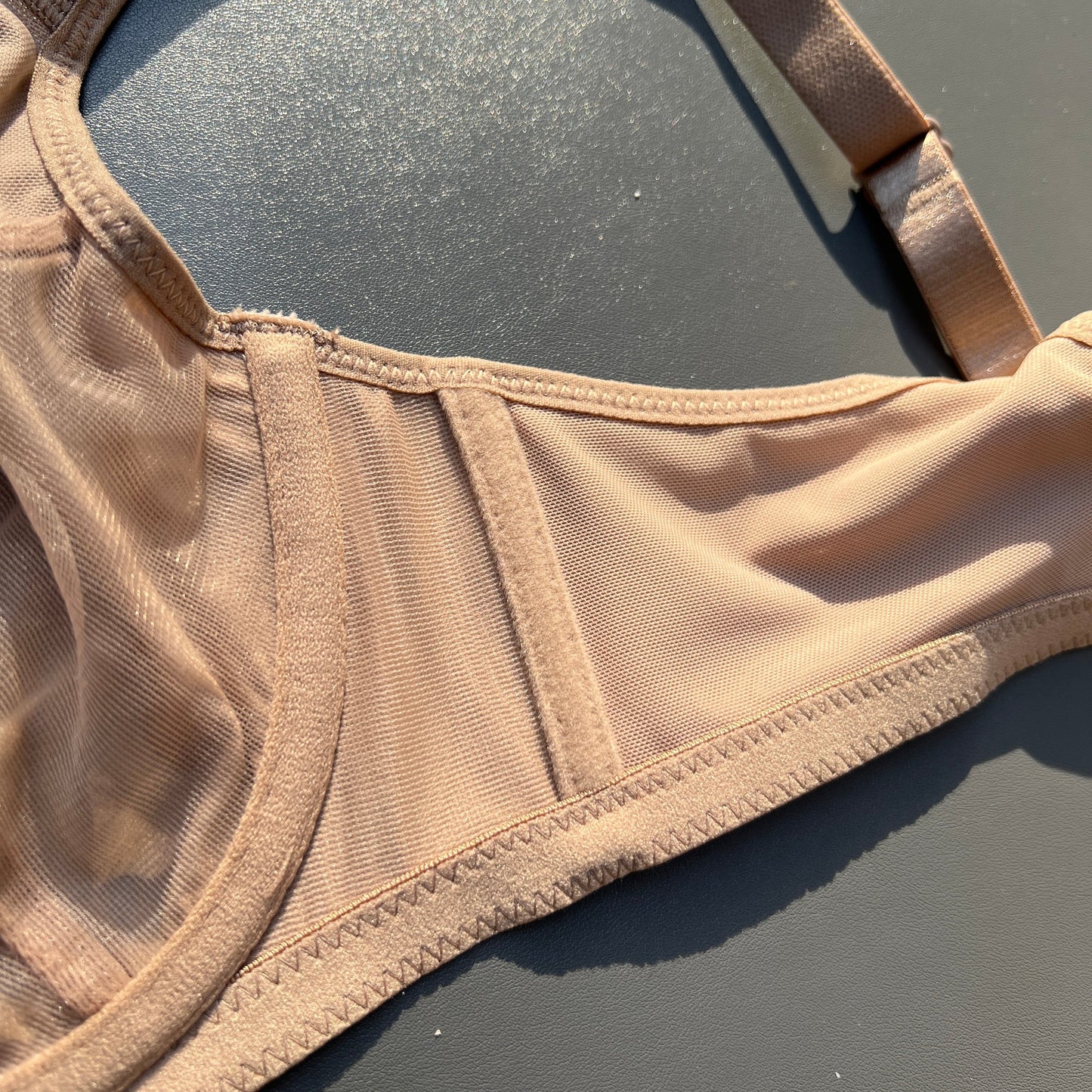 Losha Curvy Double Layered Minimizer Wired Bra with Lace Touch-BEIGE
