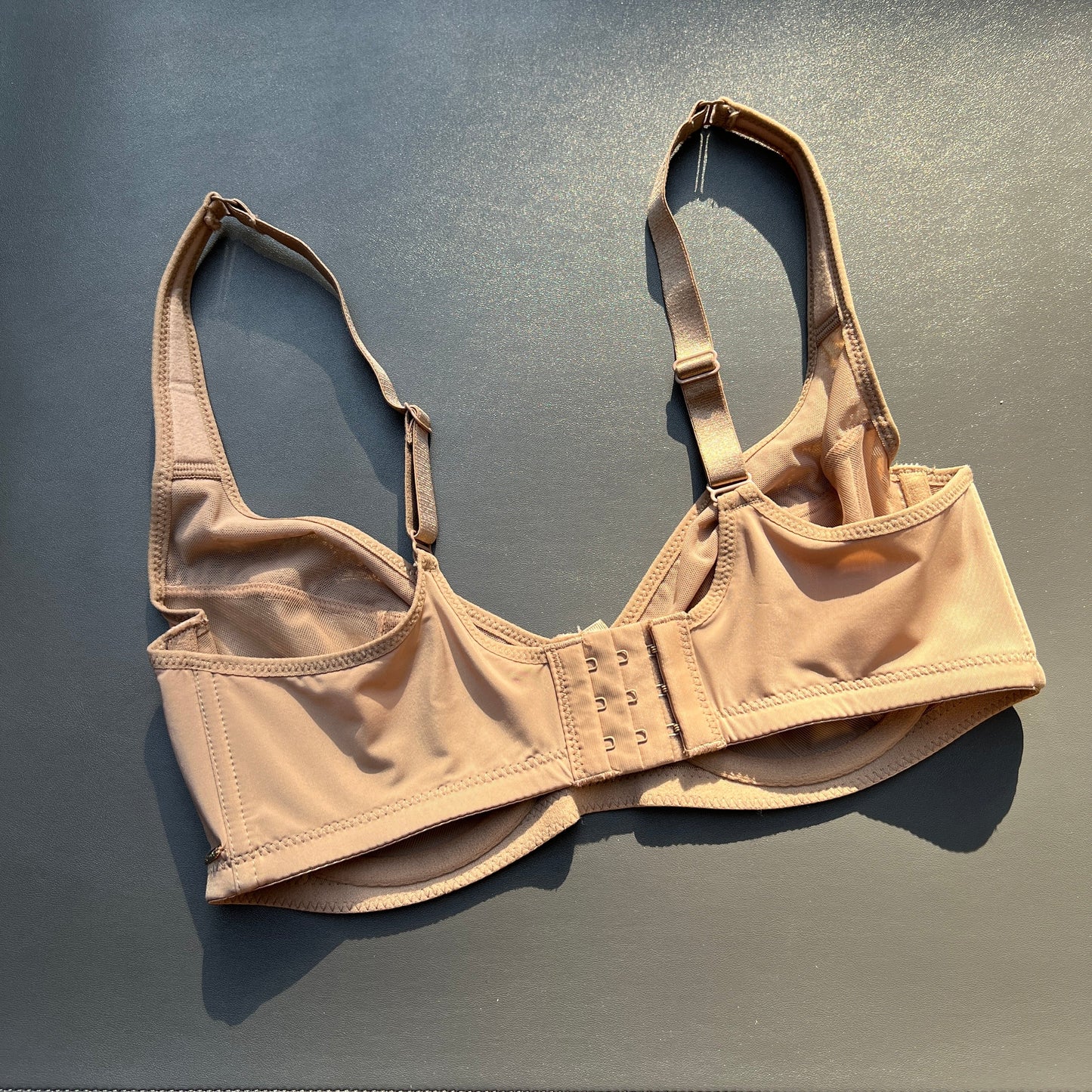 Losha Curvy Double Layered Minimizer Wired Bra with Lace Touch-BEIGE
